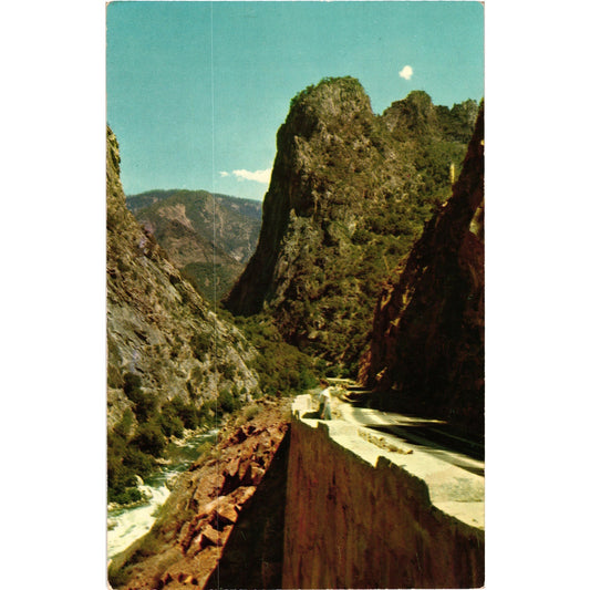 Kings Gate Kings Canyon National Park Postcard Unposted