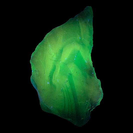 Emerald Green Art Glass Cullet Glowing Translucent Manganese Slag #4GL57